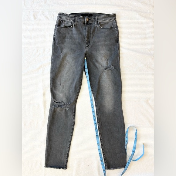 Joe’s Jeans Distressed High Rise Skinny Ankle - Picture 4 of 13
